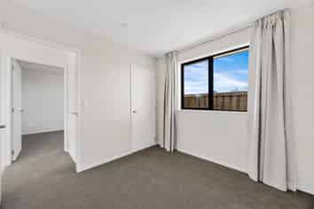 1/19 Greig Crescent, Amberley