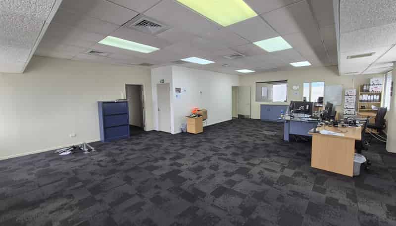 9/295 Lincoln Road, Henderson
