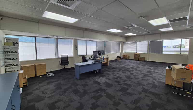 9/295 Lincoln Road, Henderson