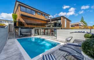 7 Hartles Place, Mellons Bay