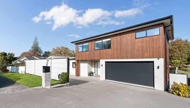 7 Hartles Place, Mellons Bay
