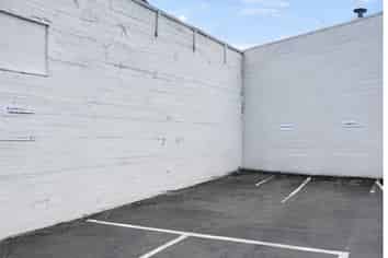 Secure single carpark 112 Main Highway