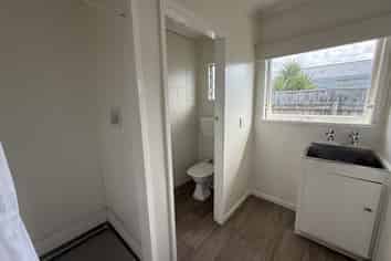 2/25 Fergusson Street, Stoke