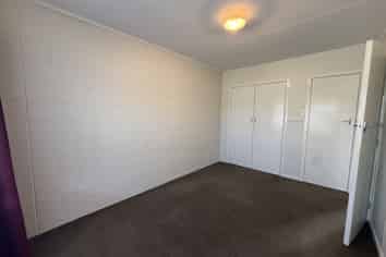 2/25 Fergusson Street, Stoke