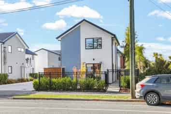 8/552 Madras Street, Saint Albans