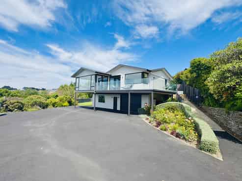 43B Aberdeen Road, Saint Clair