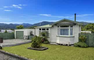 32 Ranfurly Street, Runanga