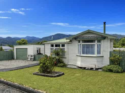 32 Ranfurly Street, Runanga