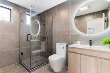 6-8  Embassy Place, Glenfield