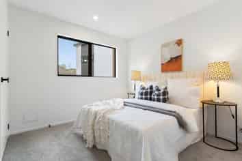 6-8  Embassy Place, Glenfield
