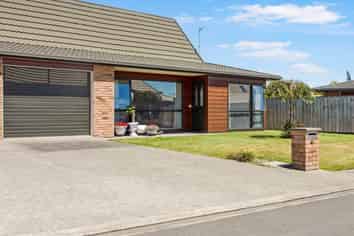 41/9 Fuller Close, Levin
