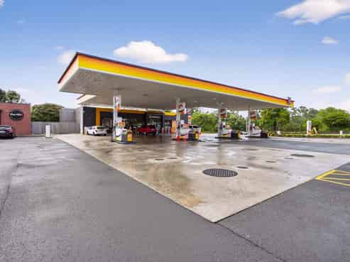 Modern Investment with long lease to Z Energy