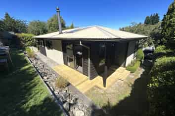 3B Watts Road, Fernhill/Sunshine Bay