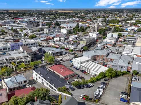 Refurbished building, long-term lease