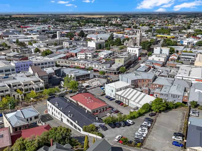 Refurbished building, long-term lease