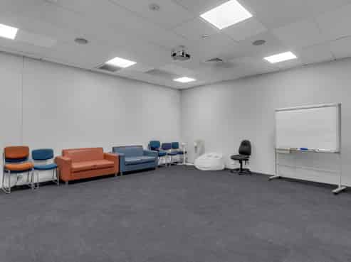 Government tenant, secure income