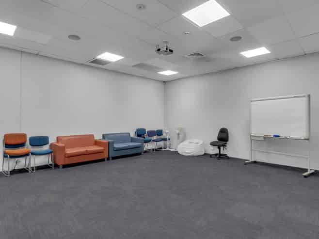 Government tenant, secure income