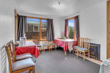 4 Oakdale Street, Avonhead