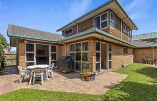 15D Dee Street, Mount Maunganui