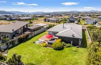 27 Rodeo Drive, Te Anau