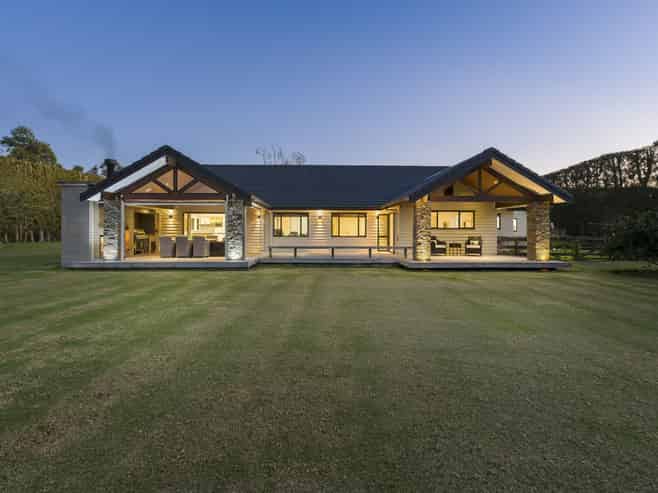 109 Old Railway Road, Riverhead