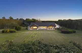 109 Old Railway Road, Riverhead