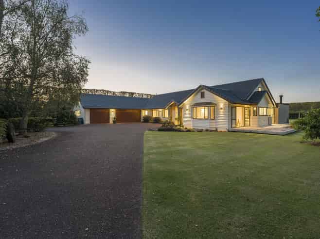 109 Old Railway Road, Riverhead