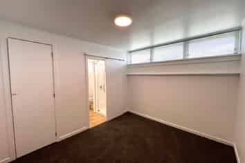 Unit C, 2/146  St Johns Road, Saint Johns