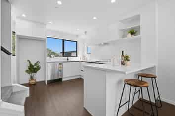Lot 10/6&8 Embassy Place, Glenfield