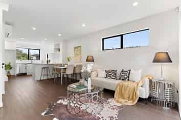 Lot 9/6&8 Embassy Place, Glenfield