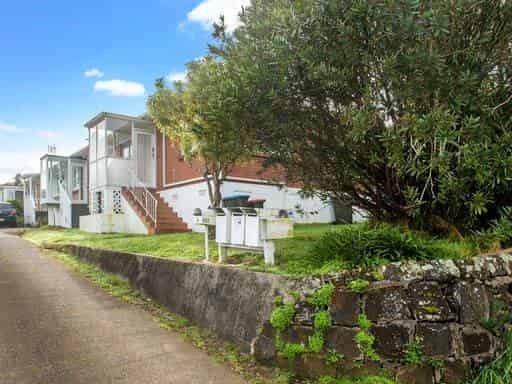 2/402 Mount Albert Road, Mount Albert