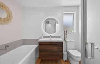 2/21 Cob Crescent, Woolston