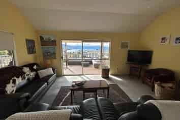 40 Capell Av, Lake Hawea