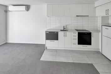 6/90 Edgeware Rd, Saint Albans