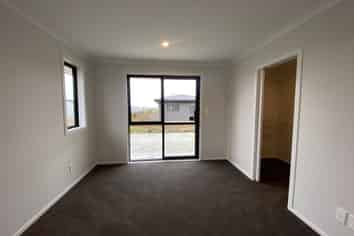 107 Hinemoa Street, LEVIN