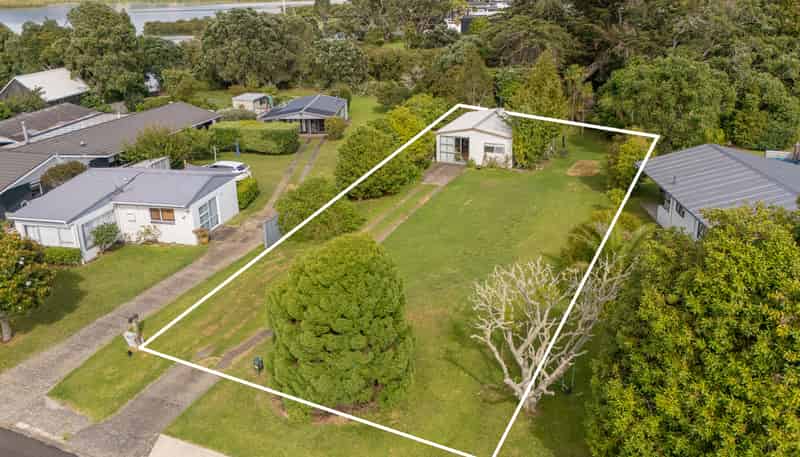 38 Robinson Road, Whitianga