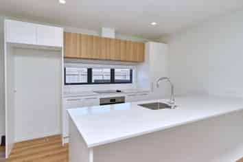 4/25 Evesham Crescent, SPREYDON