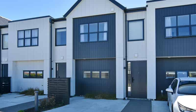 4/25 Evesham Crescent, SPREYDON