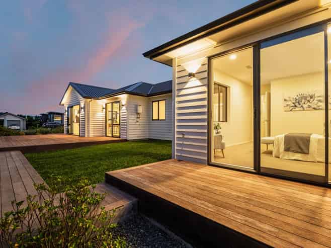 84 Maurice Kelly Road, Milldale