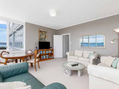 4B 33 Rimu Street, Eastbourne