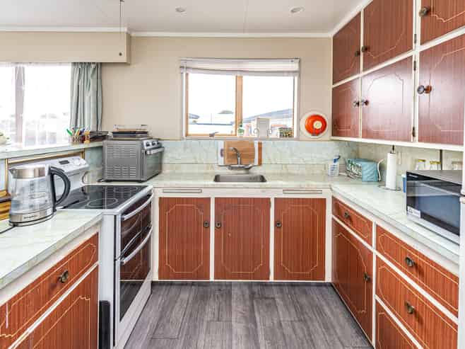 14 Saunders Place, Gonville