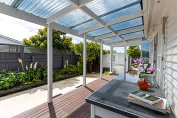 21 Hall Street, Woodville