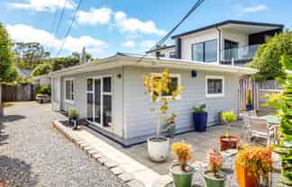 1/78 Standen Street, Karori