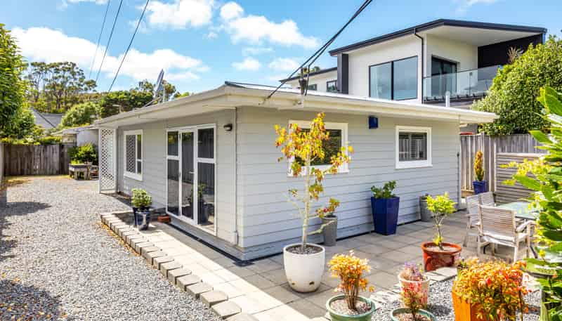 1/78 Standen Street, Karori