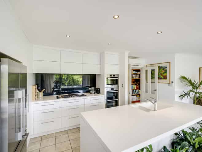 46 Hikanui Drive, Havelock North