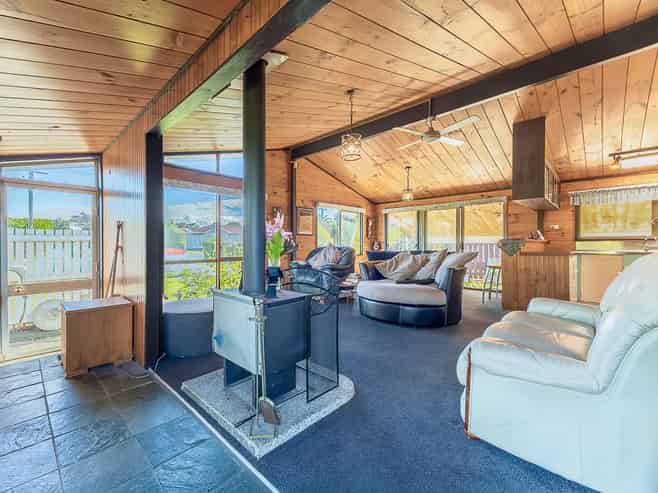 97 Rangiuru Road, Otaki Beach