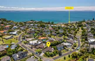 2 Commodore Court, Gulf Harbour