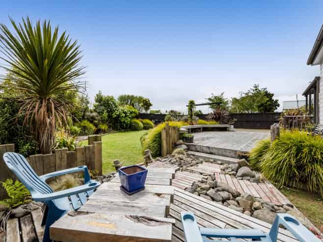 57  Fenton Street , Stratford