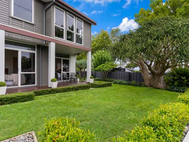 6 Beresford Street, Bayswater