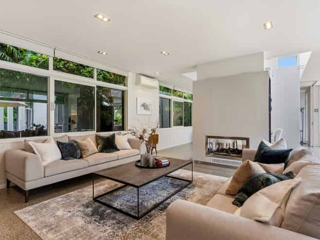 6 Beresford Street, Bayswater